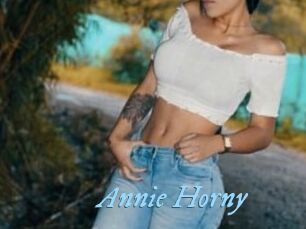 Annie_Horny