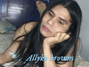 Allyka_browm