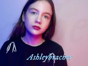 ashleybracher DeriheruI