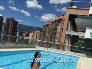 Bonnie_Davis