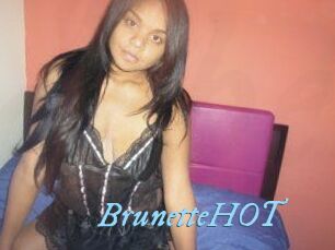 Brunettehot