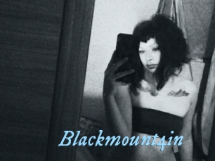 Blackmount4in