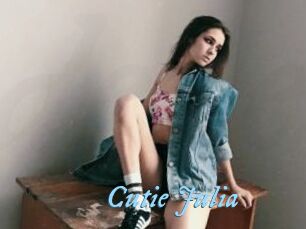 Cutie_Julia