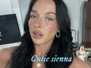 Cutie_sienna