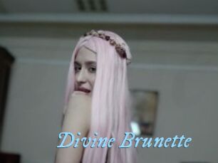 Divine_Brunette