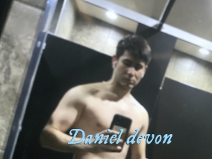 Daniel_devon