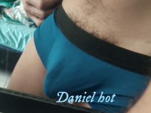 Daniel_hot
