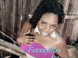FoxxxyMia