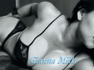 Gianna_Mills