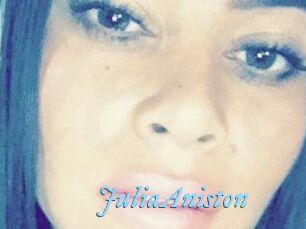 Julia_Aniston