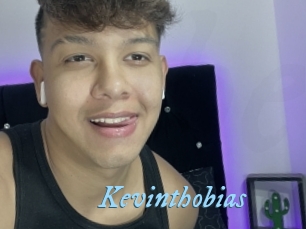 kevinthobias DeriheruI