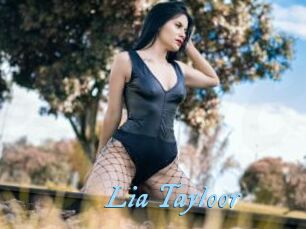 Lia_Tayloor