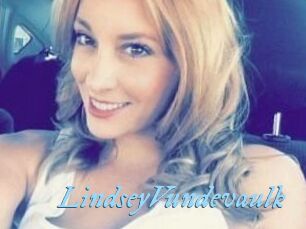 LindseyVundevaulk