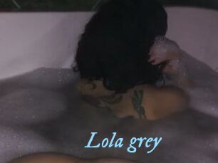 Lola_grey