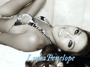 LunaPenelope