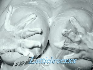 Lottielovexxx