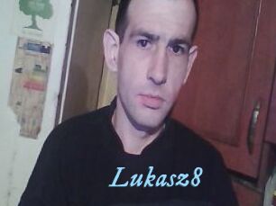 Lukasz8