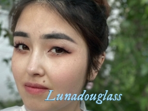 Lunadouglass