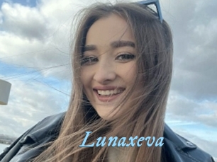 Lunaxeva