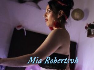 Mia_Robertsvh