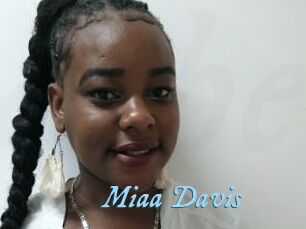Miaa_Davis