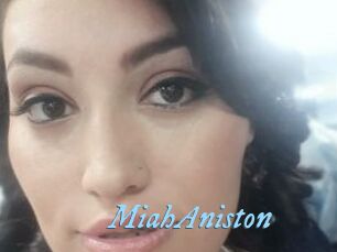MiahAniston