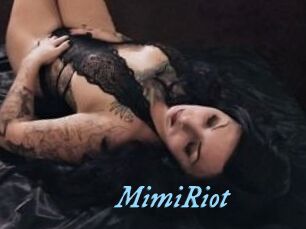 Mimi_Riot