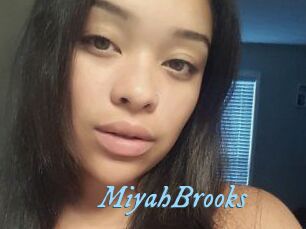 Miyah_Brooks
