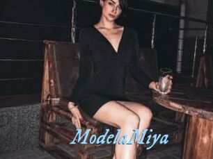 ModelaMiya