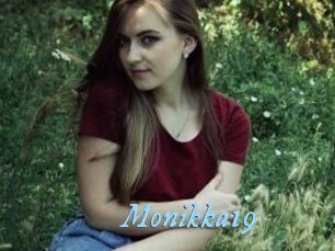 Monikka19