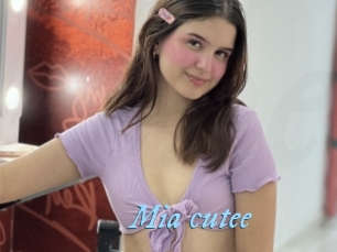 Mia_cutee
