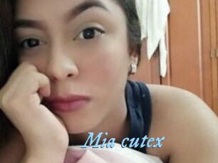 Mia_cutex