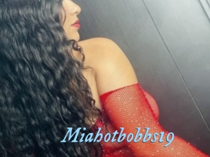 Miahotbobbs19