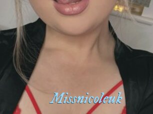 missnicoleuk DeriheruI