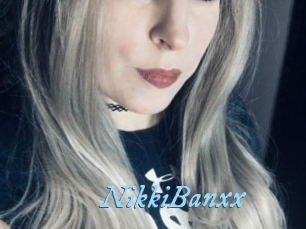 NikkiBanxx