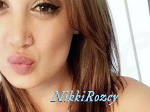 Nikki_Rozey