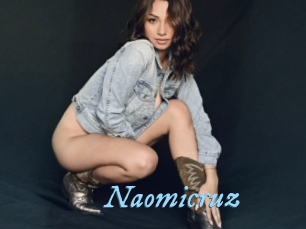 Naomicruz