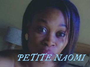 PETITE_NAOMI