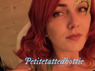 Petitetattedhottie