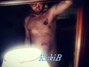 RiskiB