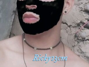 Ricky23cm