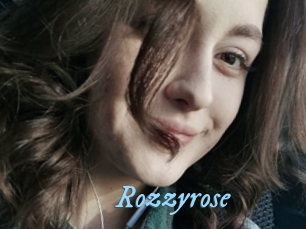 Rozzyrose