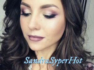 SandraSyperHot