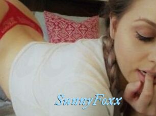 Sunny_Foxx
