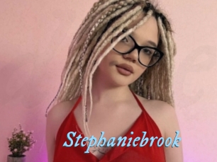 stephaniebrook DeriheruI