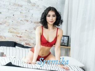 Synmika