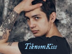 TiknomKiss