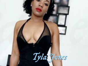 Tyla_Jones