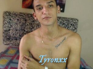 Tyronxx DeriheruI