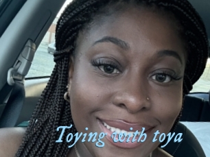 toying_with_toya DeriheruI